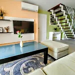 2 Bedroom 2 Bathroom Sea View, Private Free Parking * Dubrovnik