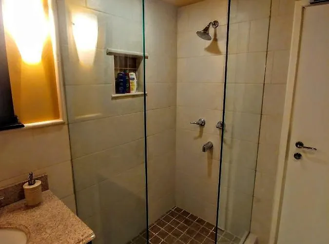 Διαμέρισμα 2 Bedroom 2 Bathroom Sea View, Private Free Parking *