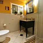 Apartman 2 Bedroom 2 Bathroom Sea View, Private Free Parking *