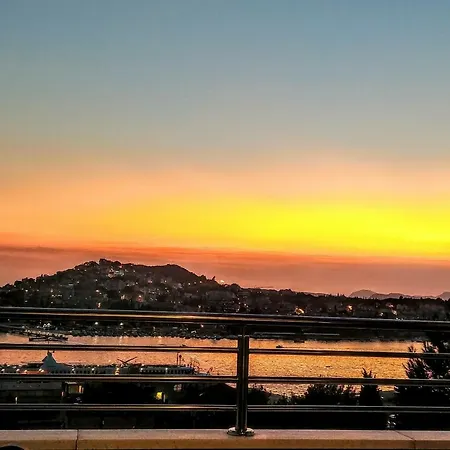 2 Bedroom 2 Bathroom Sea View, Private Free Parking Apartman Dubrovnik