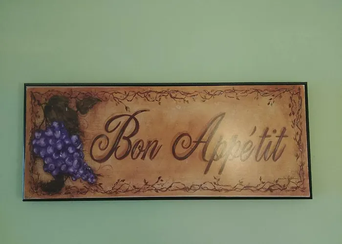 Apartmán 2 Bedroom 2 Bathroom Sea View, Private Free Parking *