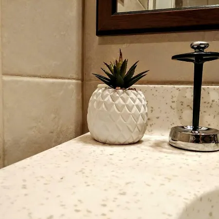 아파트 2 Bedroom 2 Bathroom Sea View, Private Free Parking *