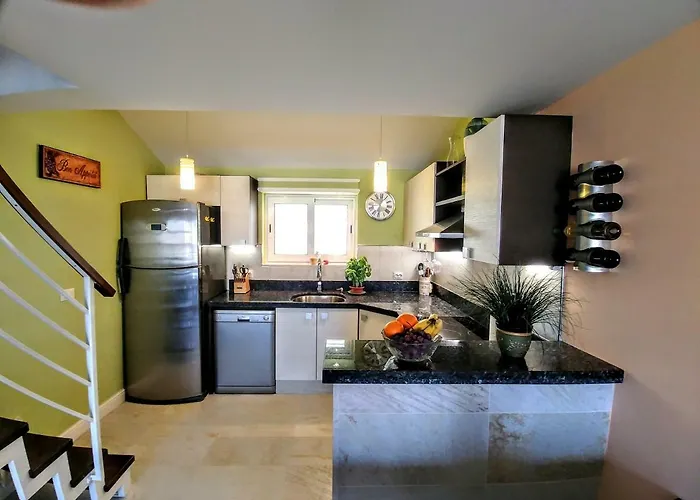 2 Bedroom 2 Bathroom Sea View, Private Free Parking * 두브로브니크